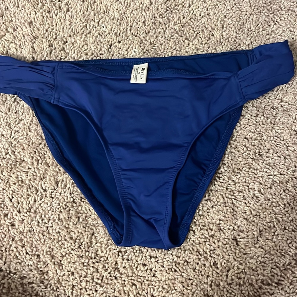 target blue bottoms